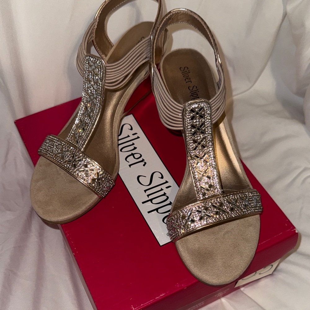 Silver‎ Slippers Gold Sandals Sz 5.5